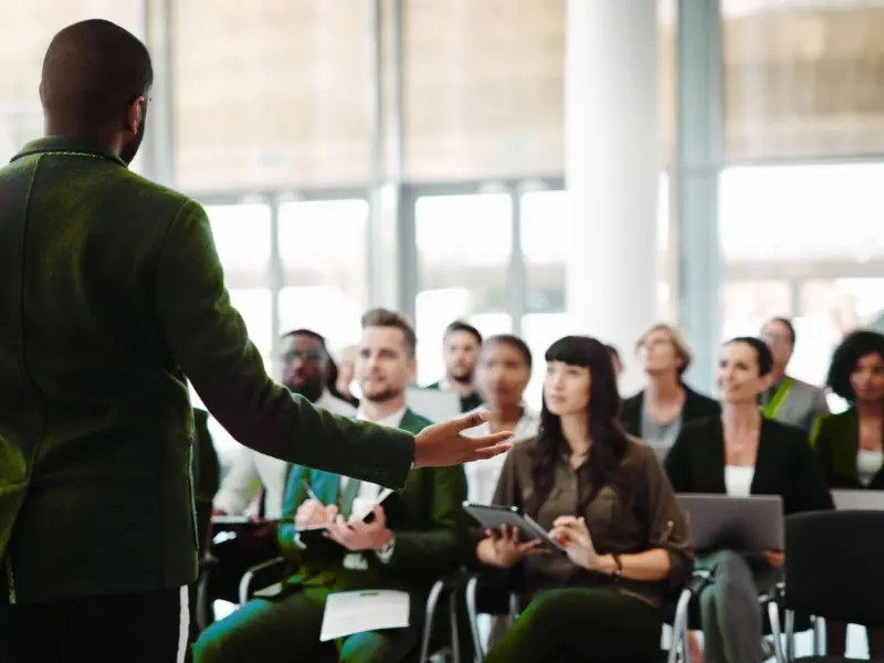 Yalla Go Online training in public speaking and brand building skills
